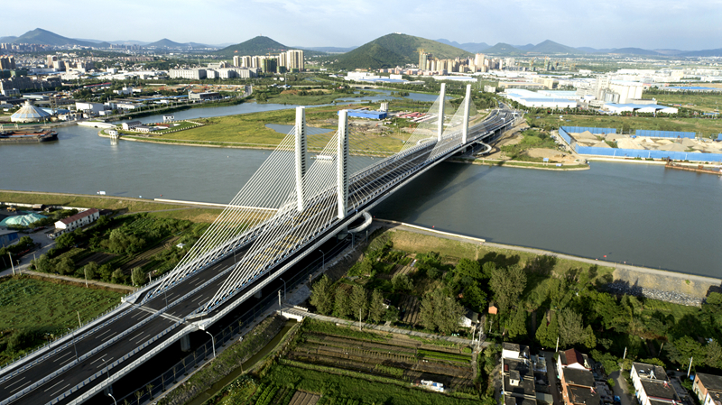 巢湖市亞父路裕溪河特大橋